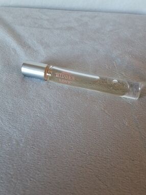 Aerie Hidden Love Eau De Parfum Rollerball-NWOT